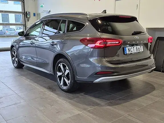 Ford Focus 2023 photo 4