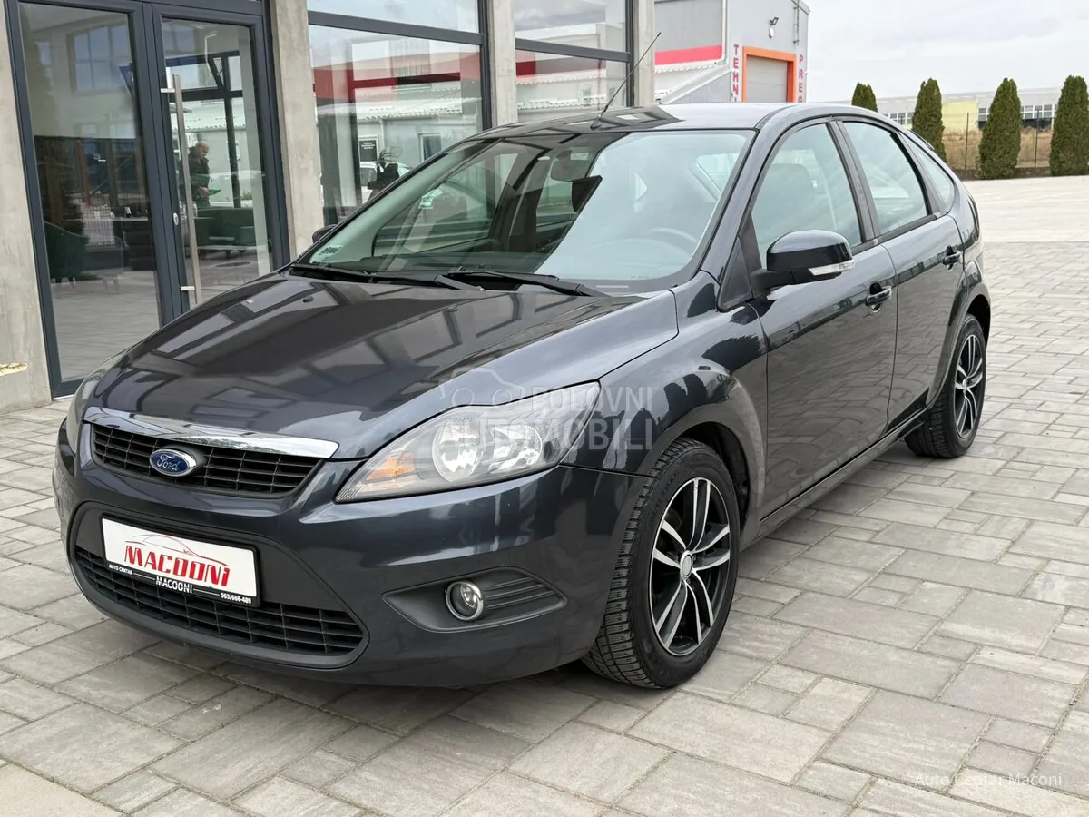 Ford Focus 2010 photo 3