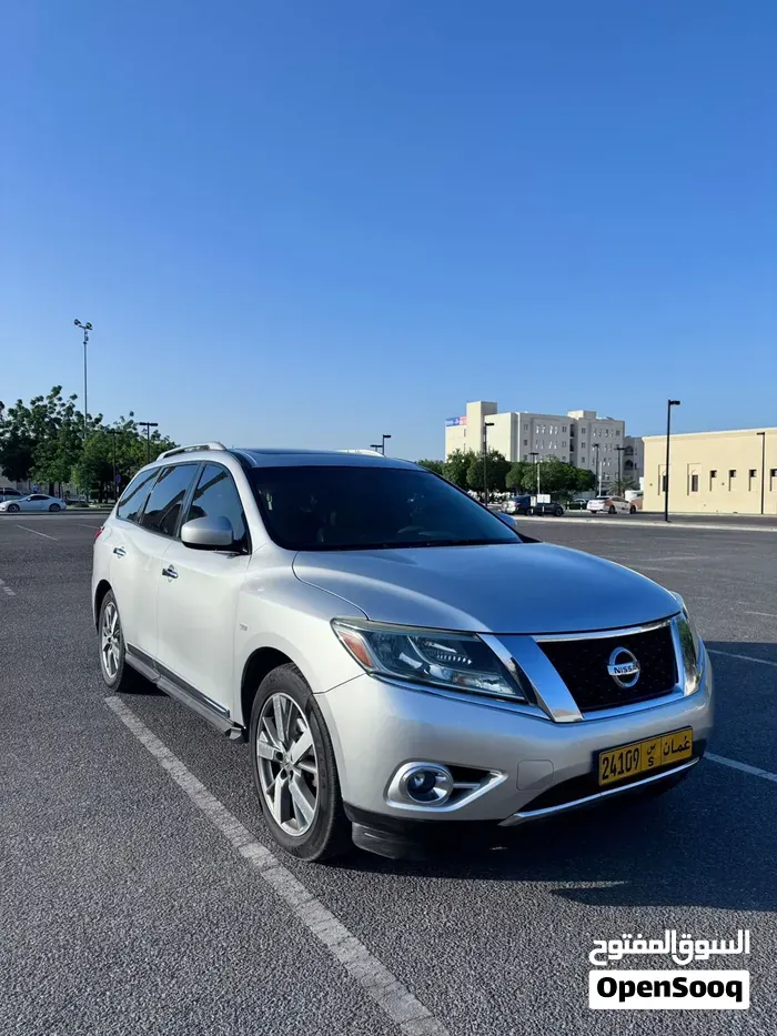Nissan Pathfinder 2013 photo 5