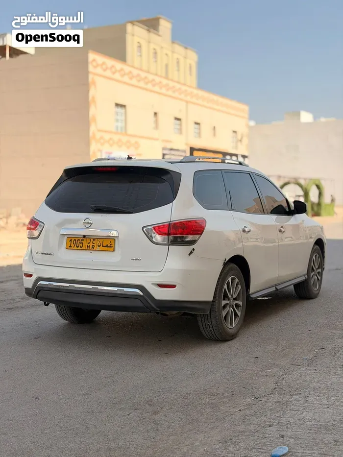 Nissan Pathfinder 2013 photo 4