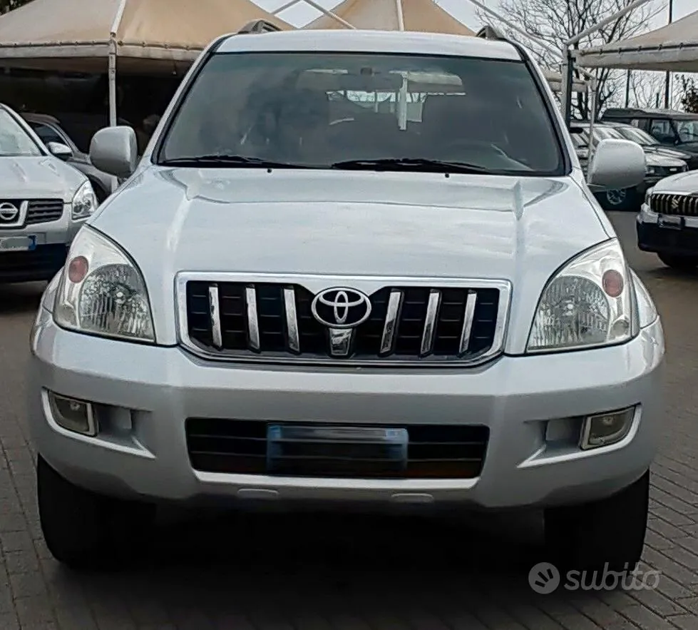 Toyota Land Cruiser 2003 photo 2