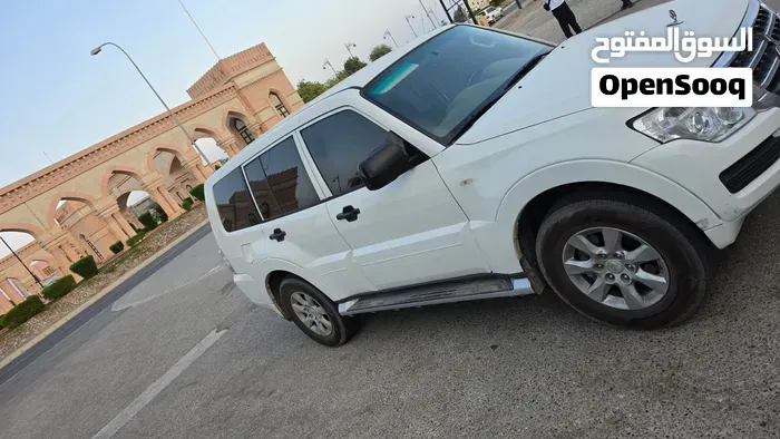 Mitsubishi Pajero 2017 photo 4