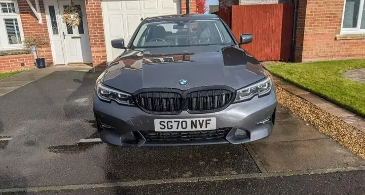 BMW 3 Series 2020 photo 2