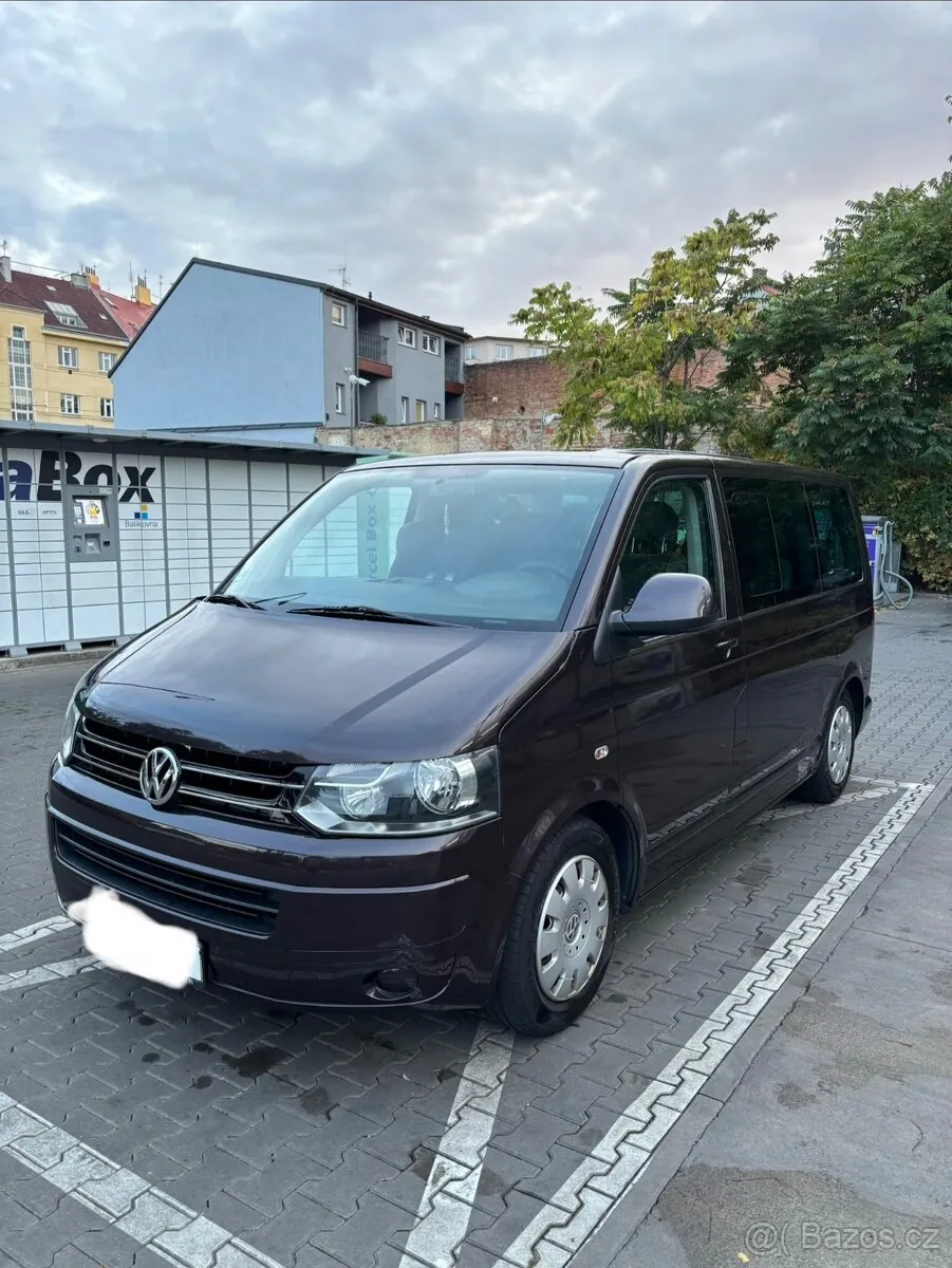 Volkswagen Caravelle 2011 photo 4