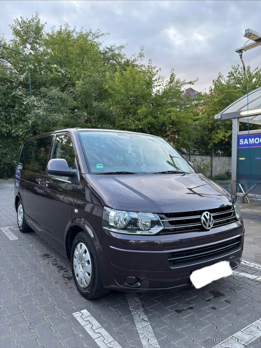 Volkswagen Caravelle 2011 photo 3