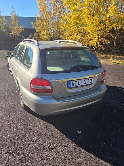 Jaguar X-Type 2010 photo 4