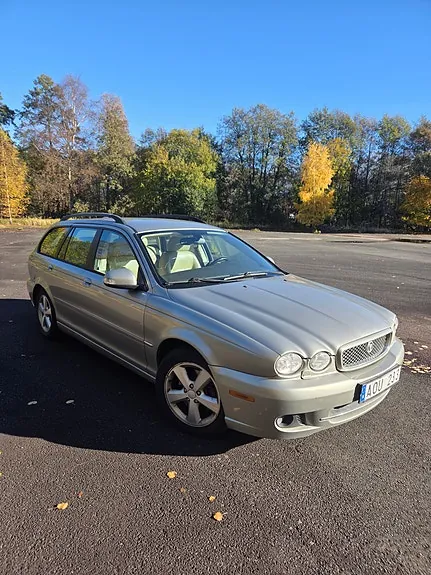 Jaguar X-Type 2010 photo 3