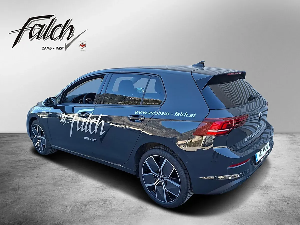 Volkswagen Golf 2025 photo 3
