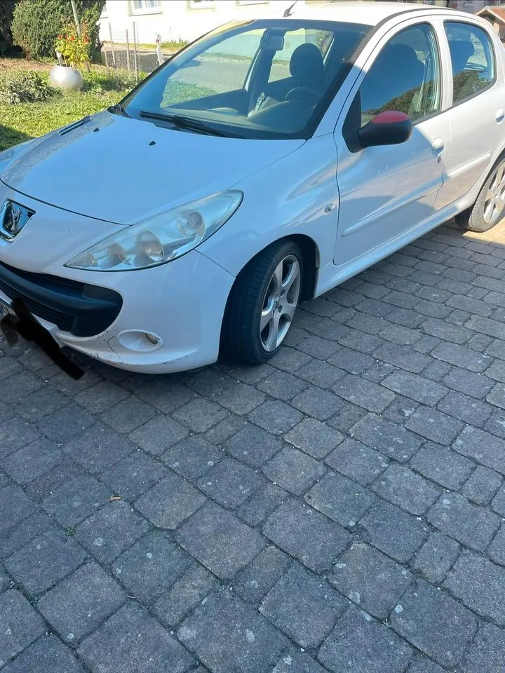 Peugeot 206