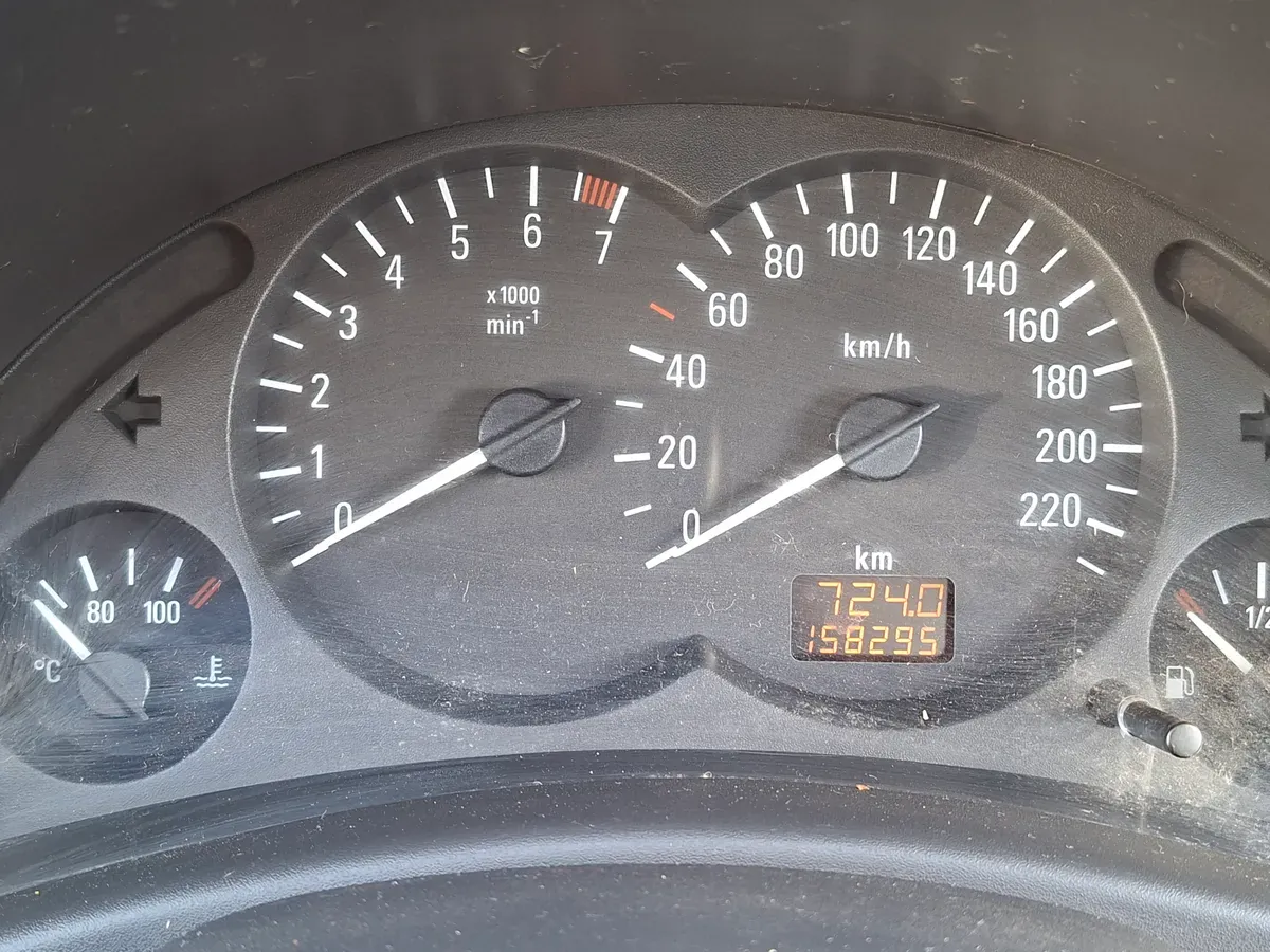 Opel Corsa 2004 photo 3