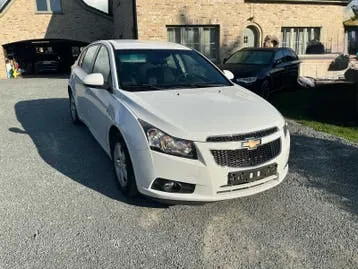 Chevrolet Cruze 2011 photo 2