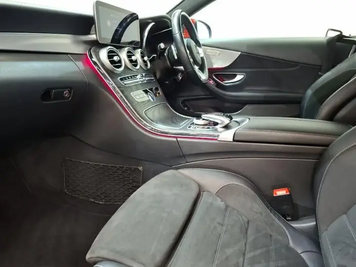 Mercedes-Benz C-Class 2020 photo 5