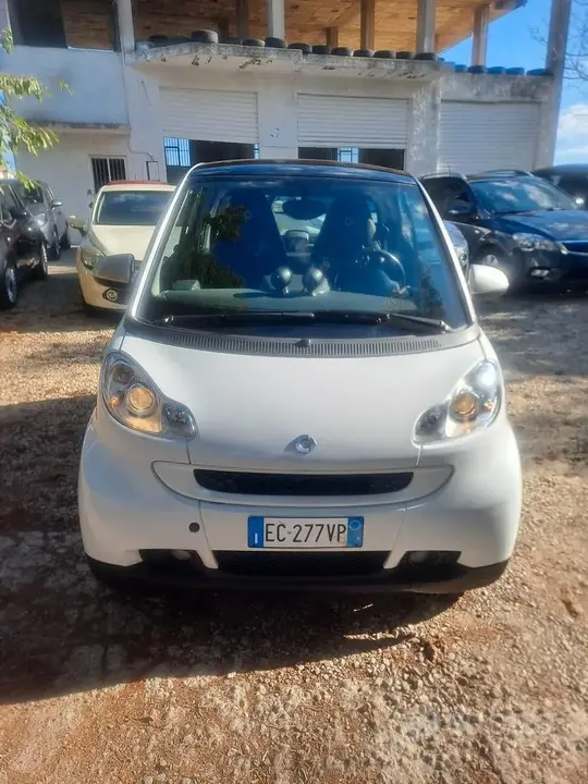 Smart Fortwo 2010 photo 3