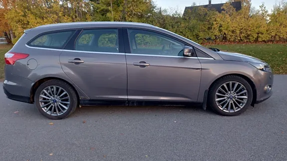 Ford Focus 2011 photo 4