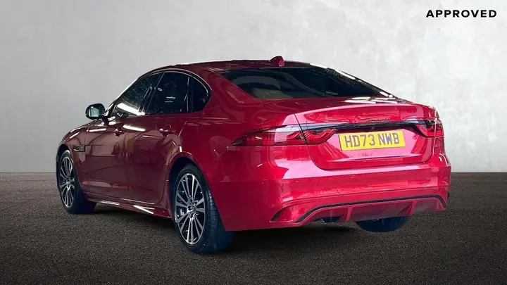 Jaguar Xf 2023 photo 2