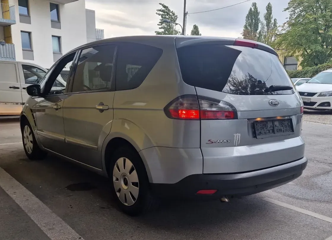 Ford S-Max 2009 photo 2
