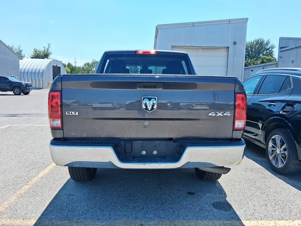 Ram Ram 1500 Classic 2023 photo 3