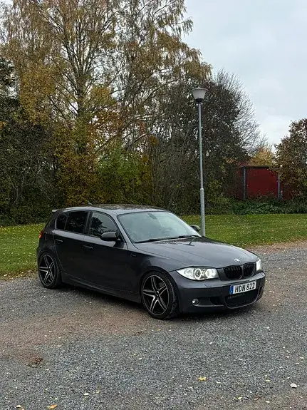 BMW 120D 2008 photo 2