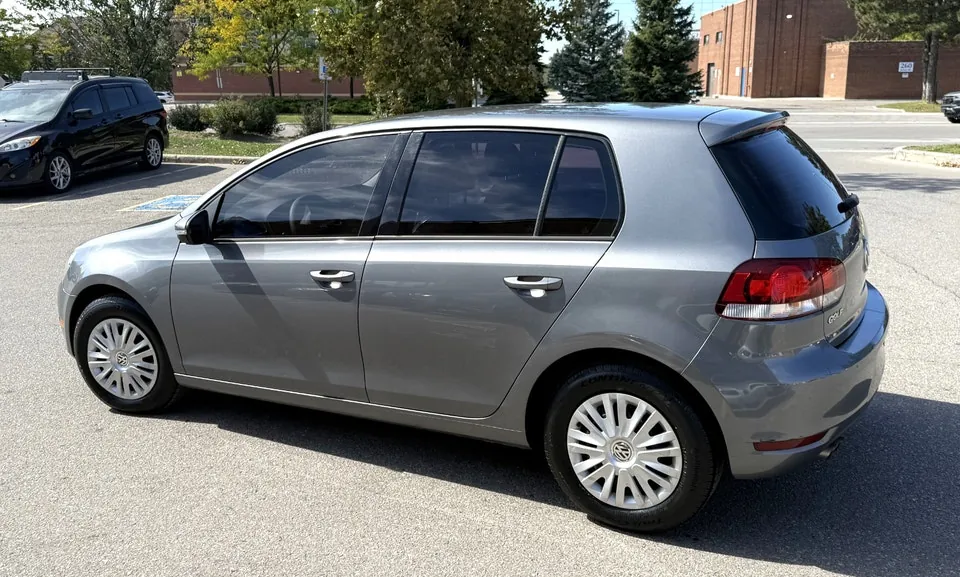 Volkswagen Golf 2012 photo 5