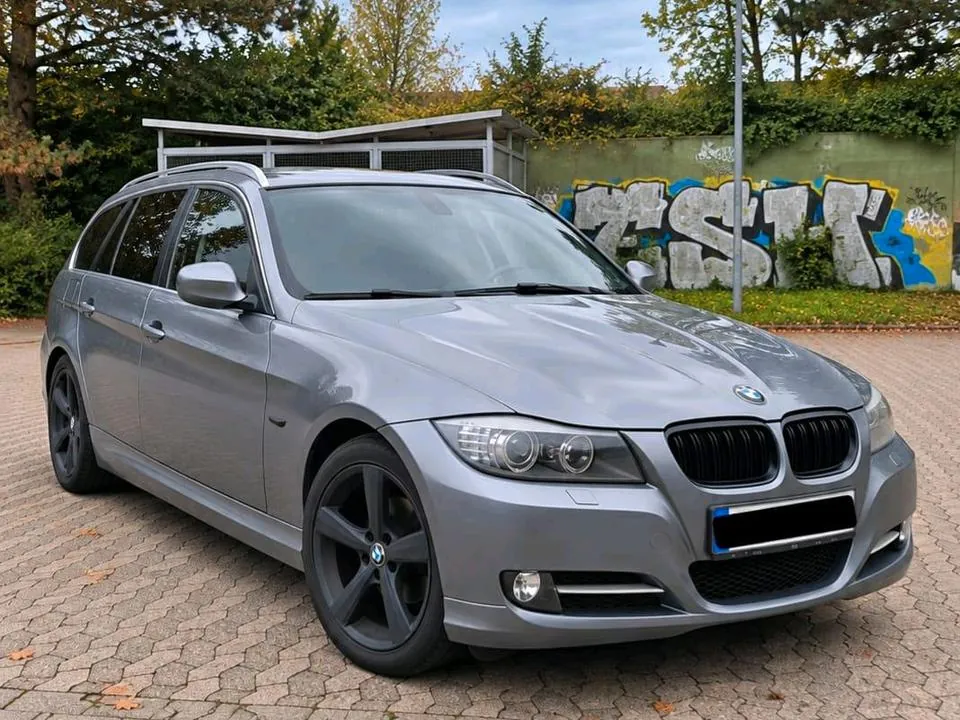 BMW 318I
