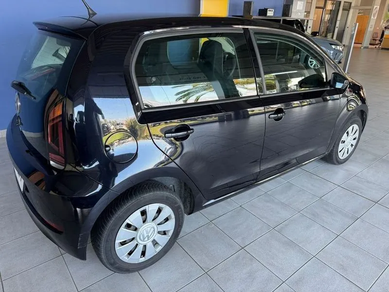 Volkswagen Up 2018 photo 5