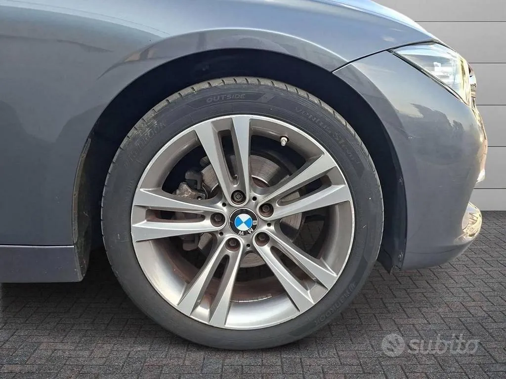 BMW 3 Series 2016 photo 5