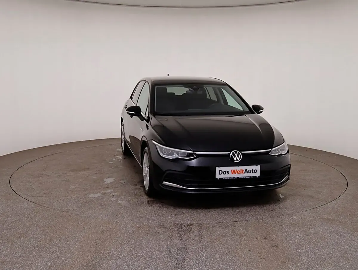 Volkswagen Golf 2024 photo 3