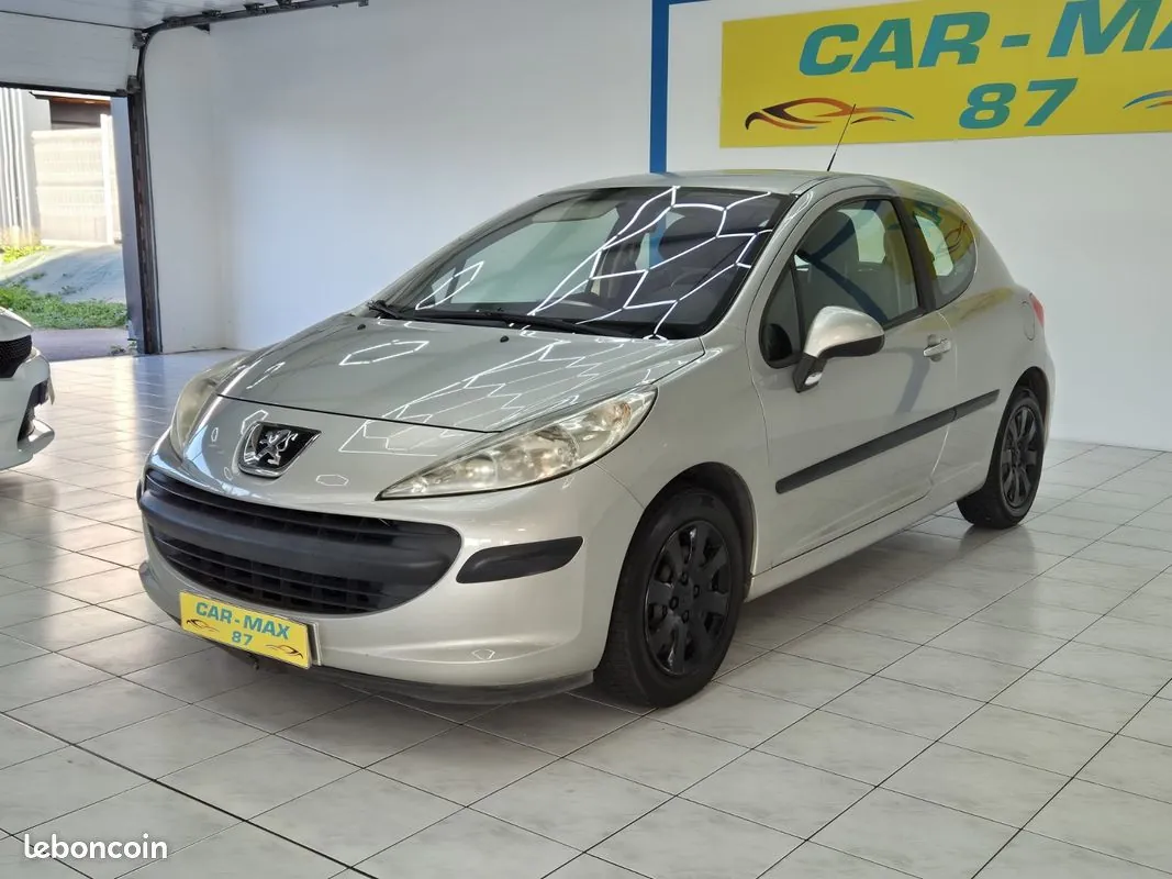 Peugeot 207 2008 photo 4