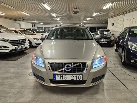 Volvo V70 2012 photo 4