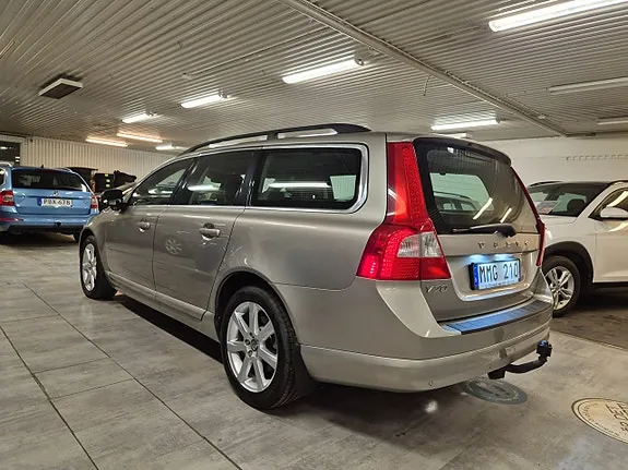 Volvo V70 2012 photo 5