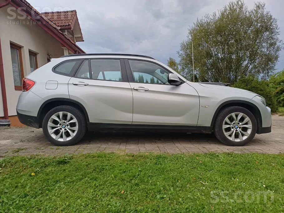 BMW X1 2011 photo 4