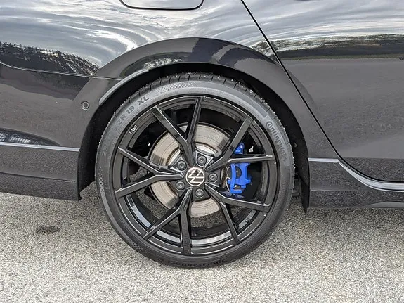 Volkswagen Golf I 2024 photo 5