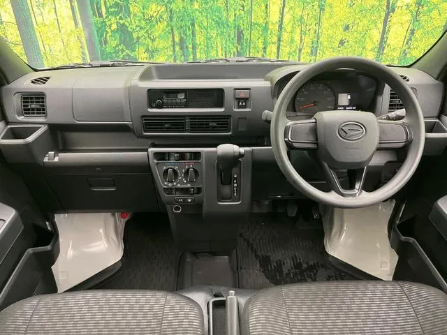 Daihatsu Hijet Cargo 2025 photo 2