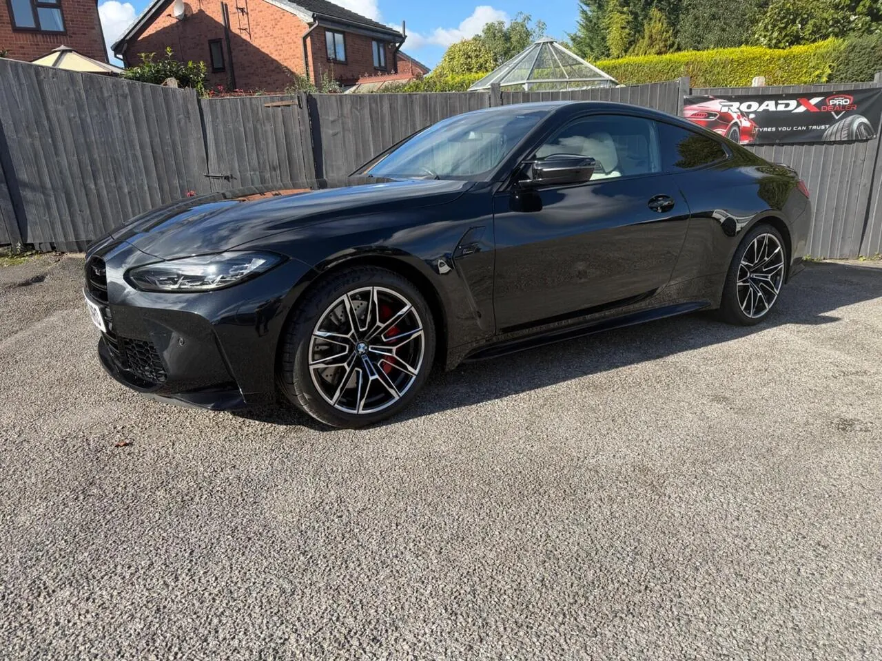 BMW M4 2023 photo 2