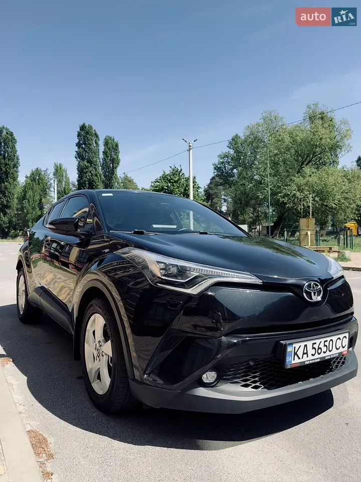 Toyota C-Hr 2017 photo 4