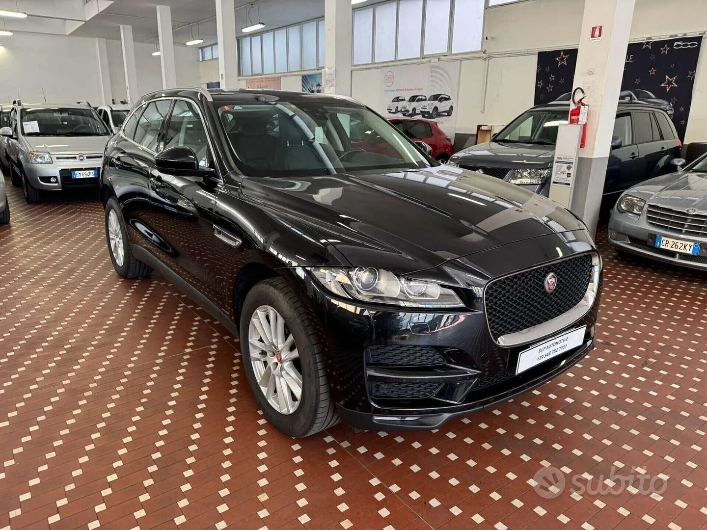 Jaguar F-Pace 2019 photo 3