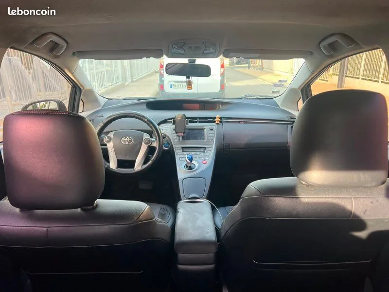 Toyota Prius 2014 photo 3