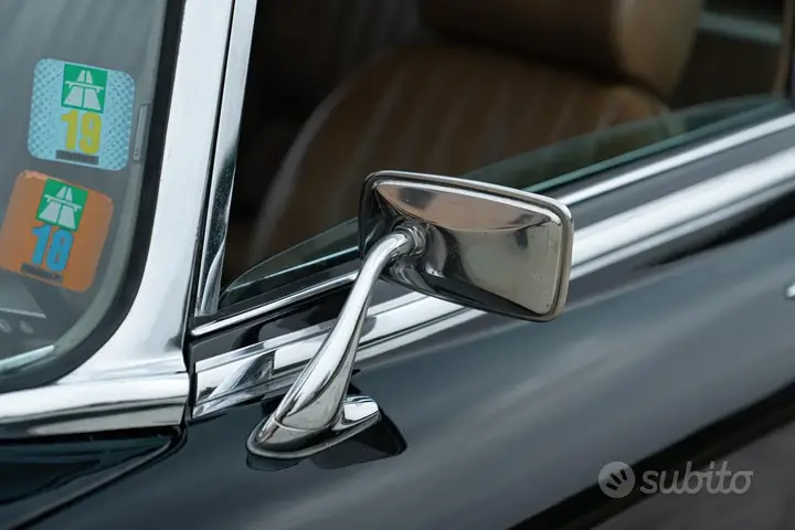 Jaguar E-Type 1971 photo 3
