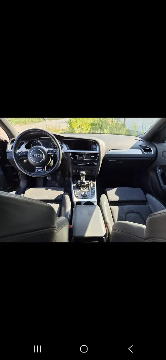 Audi A4 2013 photo 3