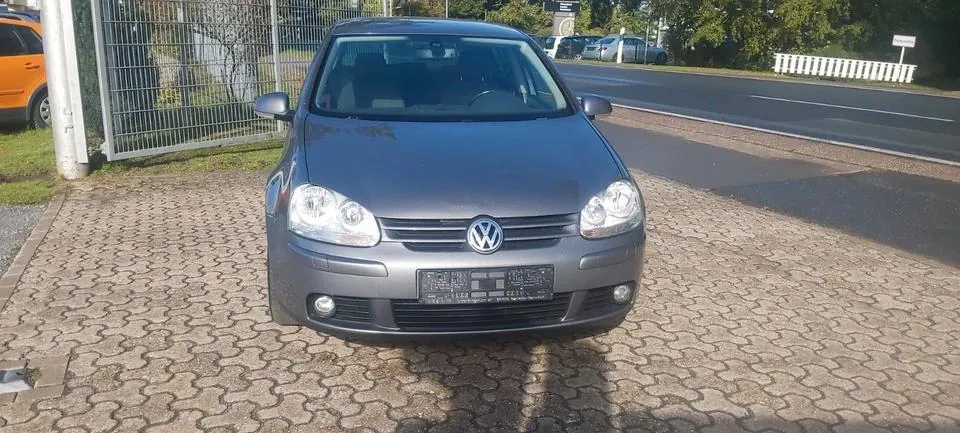 Volkswagen Golf V