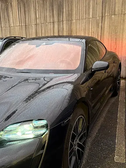 Porsche Taycan 2021 photo 3
