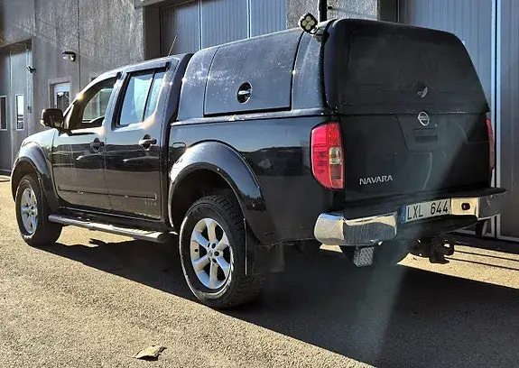 Nissan Navara 2012 photo 5