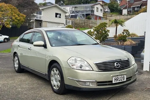 Nissan Teana