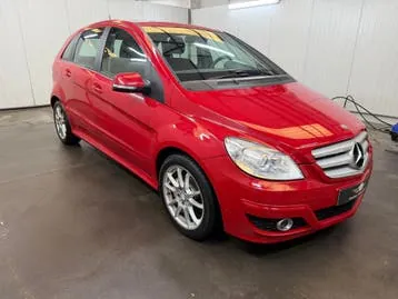 Mercedes-Benz B200 2009 photo 2