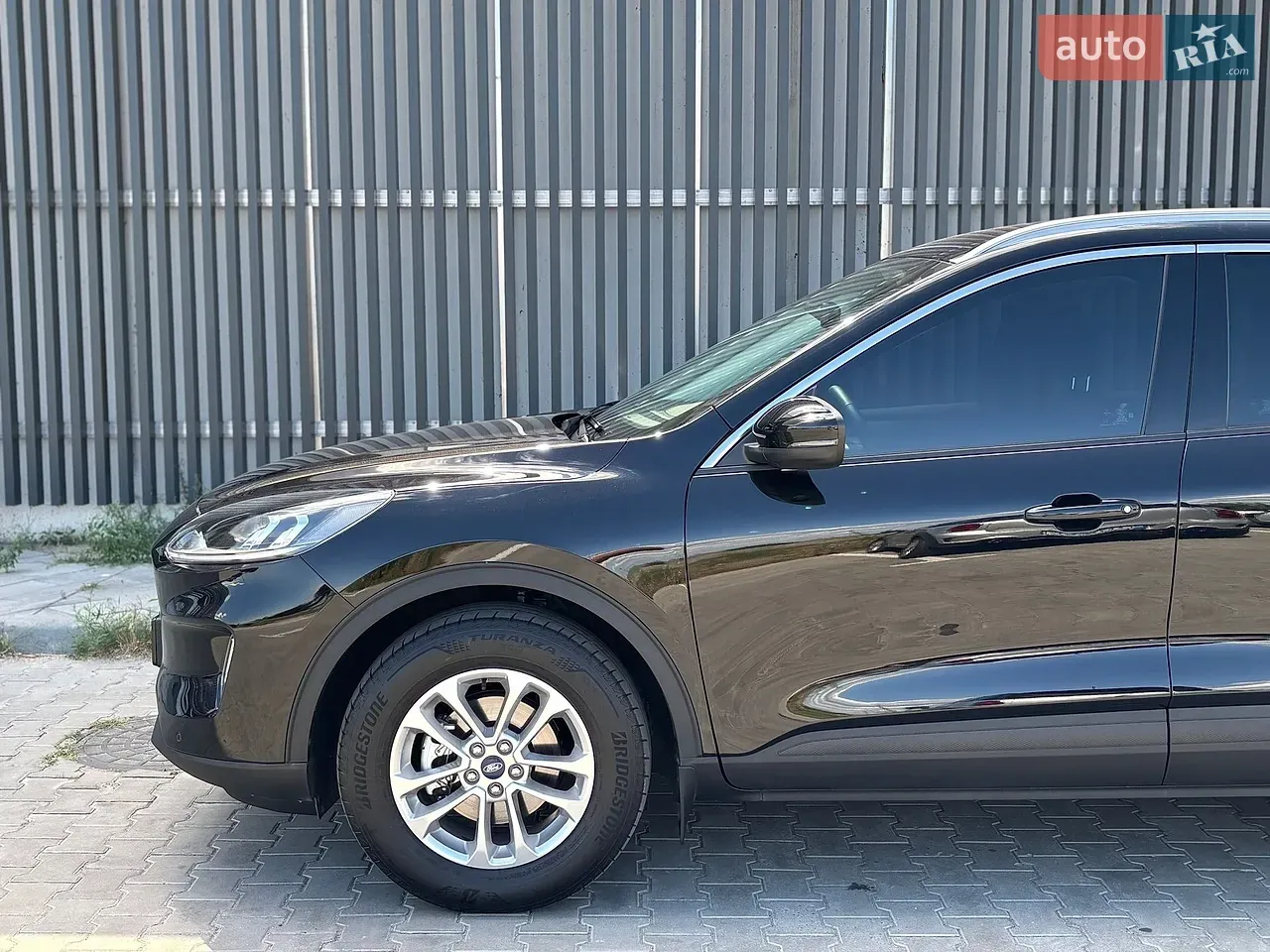 Ford Kuga 2022 photo 2