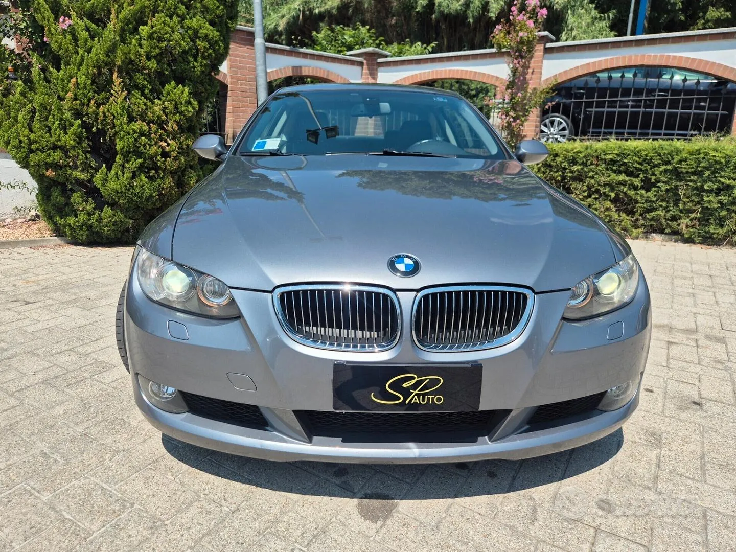 BMW 3 Series 2007 photo 2