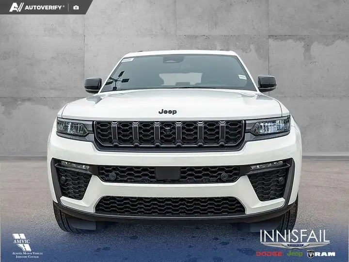 Jeep Grand Cherokee L 2026 photo 2