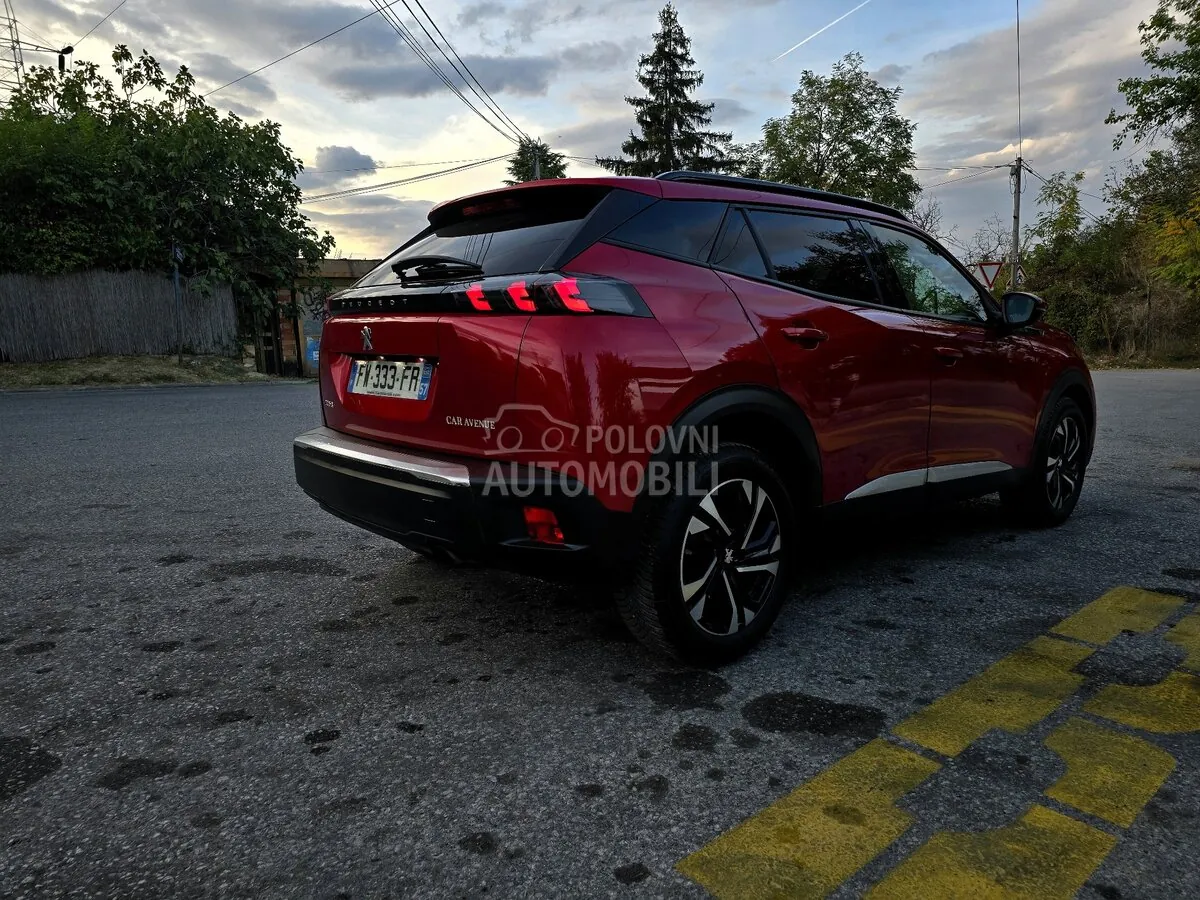 Peugeot 2008 2020 photo 5