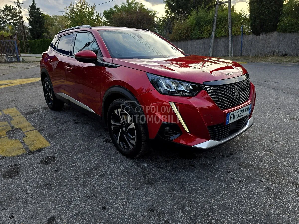 Peugeot 2008 2020 photo 3
