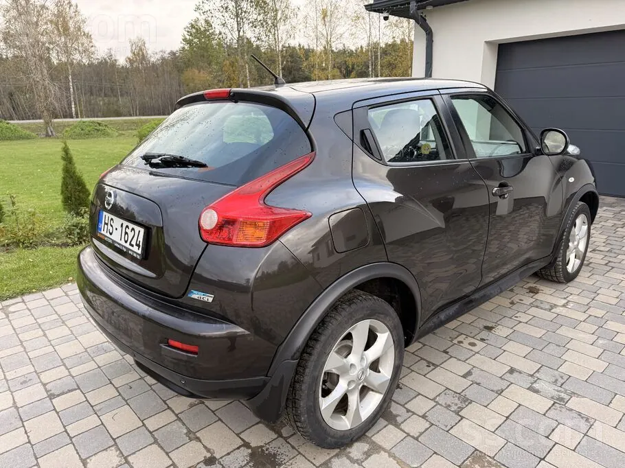 Nissan Juke 2011 photo 2